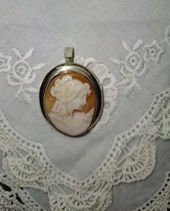 Wunderschöne, antike  Gemme / Kamee,  Brosche/Anhänger, 800 Silber gestempelt - Bild 1 von 5