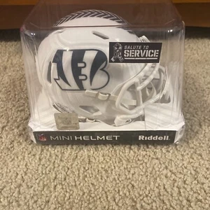 2024 Cincinnati Bengals Salute To Service Riddell Speed Mini Helmet - Picture 1 of 7