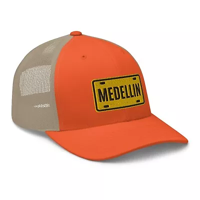GORRA/CAP TRUCKER UNISEX - MARCA YUPOONG - PLACA MEDELLIN COLOMBIA - BORDADA - Image 1 of 4