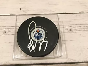 Martin Gelinas Autographed Signed Edmonton Oilers Hockey Puck a - Picture 1 of 1
