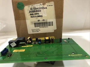 New OEM Genuine Electrolux Frigidaire Control Board 242053503 (F3) - Picture 1 of 3
