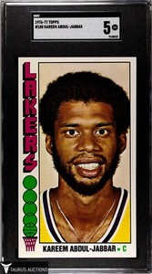 1976-77 Topps #100 Lakers HOF Kareem Abdul-Jabbar Basketball Card SGC 5 EX