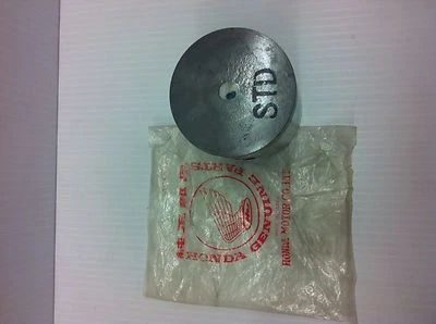 Honda CR250M 73-74 piston standard new NOS OEM 13100-357-040 — 第 1/2 张图片