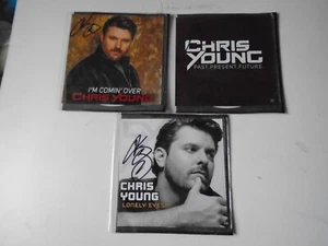 Chris Young 3 CD lot - signed, Lonely Eyes, Past Present Future, I'M Comin' Over - Picture 1 of 4