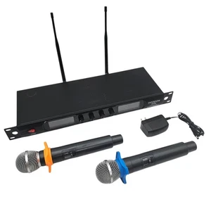 Innopow 4 Channel Wireless Microphone System WM-400 2x Microphones & Power Works - Picture 1 of 23