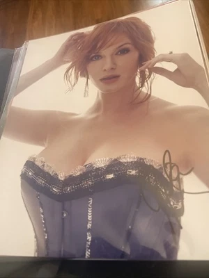 Christina Hendricks signed 8x10 Picture Photo autographed with COA - Image 1 of 3