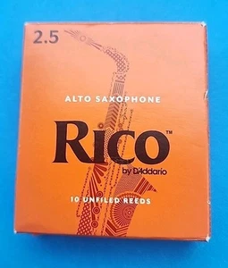 Rico Alto Saxophone Reeds. Open Box With 9 New 2.5 Reeds. - Picture 1 of 5