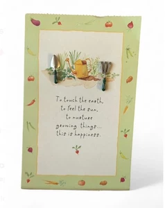 Hallmark Garden Tools Pin Gift Set Card Gardener NEW - Picture 1 of 3