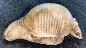 Armadillo Texas turkey ceramic souvenir piece made in Taiwan - Picture 1 of 5