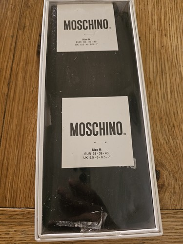 Calze Moschino Logo X2 Paia Taglia M EU 38 39 40 UK 5.5 6.5 7 Nuove con etichette Natale ?