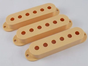 Set of 3 VINTAGE CREAM Pickup Covers for Stratocaster guitar 52mm pole spacing - Picture 1 of 5