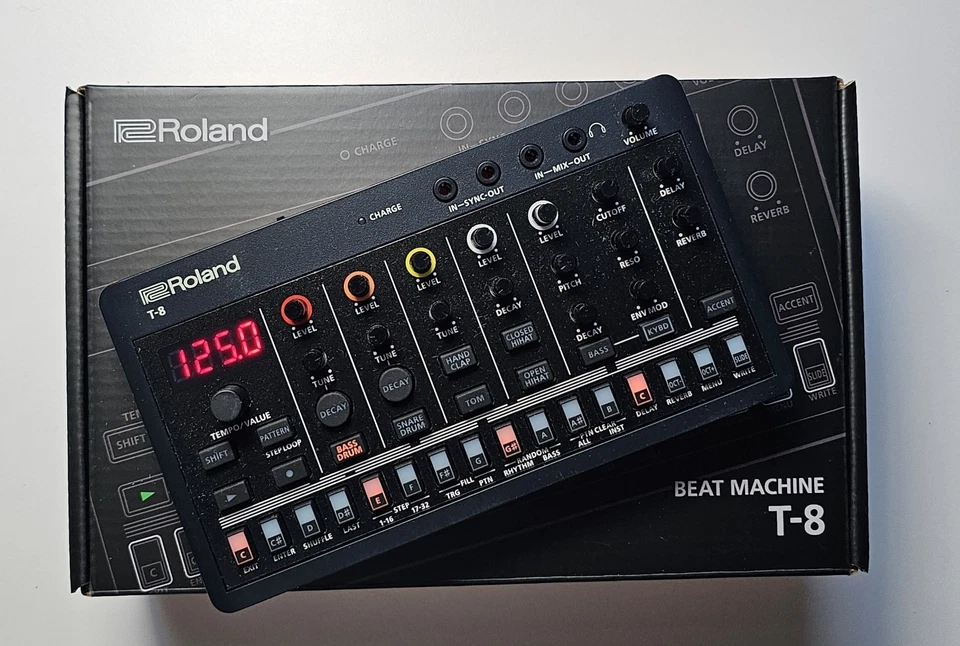 Roland AIRA Compact T-8 Beat Machine - Orange/Black - Image 1 of 1