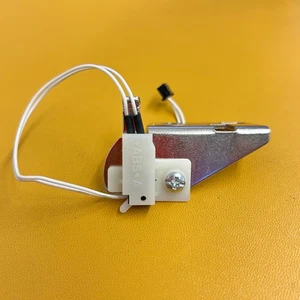 Original Brother Spulenaufwickler Sensor Schalter für/von XR9550 Nähmaschine - Bild 1 von 2