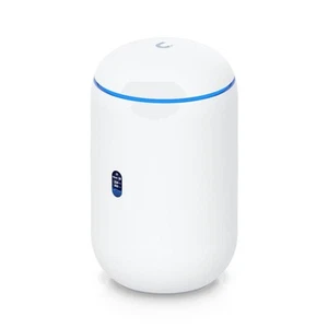 Ubiquiti UniFi Dream Router 7 UDR7 MU-MIMO Wi-Fi 7 (802.11be) 3 x 2.5Gb Ports - Picture 1 of 4