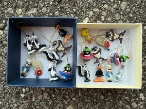 LOONEY TUNES 1999 SET 19 MINI ORNAMENTS RESIN Warner Bros - Bild 1 von 6