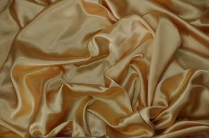 Satinado Charmeuse ORO LISO 60" de ancho / Se vende por yarda - Imagen 1 de 1