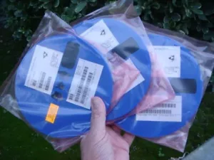 ONE Reel 3000 TC1015-3.0VCT Regolatori di tensione lineari 3V LDO -- NUOVI e INUTILIZZATI - Foto 1 di 12