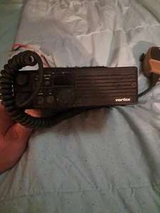 VERTEX Vhf Fm Transceiver 40w output - Picture 1 of 4