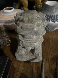 Antigua estatua china Foo Lion 8" tallada en piedra tallada a mano estilo dinastía Qing - Imagen 1 de 4