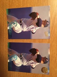 roger clemens 1996 Fleer Ultra Base Card & Gold Medallion #10 Red Sox