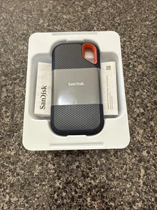 NEW SanDisk Extreme 1TB Portable SSD V2 USB-C NVMe External Drive 1050MBs SEALED - Picture 1 of 7