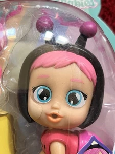 Cry Babies, Krabbeldame, rosa Haare, schwarze Antenne, Kappe - Bild 1 von 12