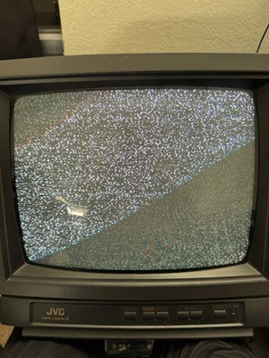 JVC MasterCommand 13" CRT TV Retro Gaming Vintage 1990, N64 NES, Sega - Image 1 of 4