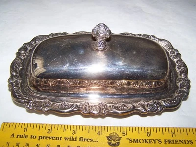 Prato de manteiga vintage Oneida prata ornamentado floral padrão rosa 2 peças - Imagem 1 de 4