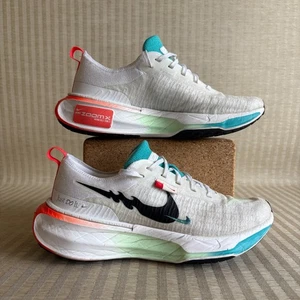 Scarpe Nike ZoomX Invincible Run FK 3 Uomo Taglia 9.5 Bianco Anno del Drago FZ5056-103 - Foto 1 di 20