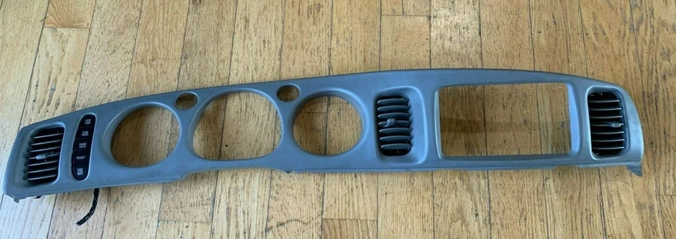 Buick Lesabre 2002 velocímetro bisel tablero radio moldura gris ~ Estante 9 Foto 1 de 4