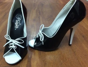 Retro MARIAH B9 vintage Pleasers stiletto black/white patent Sizes 5-8 - Picture 1 of 7