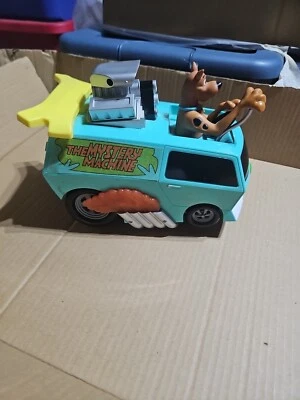 Scooby Doo   Mystery Machine Hanna Barbera 2016  Hotrod - Image 1 of 4