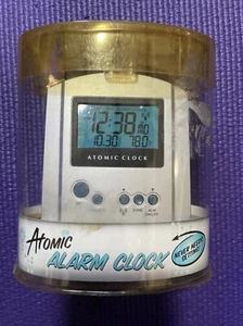 Atomic Clock - Never Needs Setting Battery Temperature Calendar Backlit - Picture 1 of 6