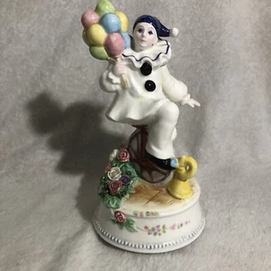 Vintage Schmid Music Box Rotating Pierrot Clown 1982 Porcelain - Picture 1 of 12