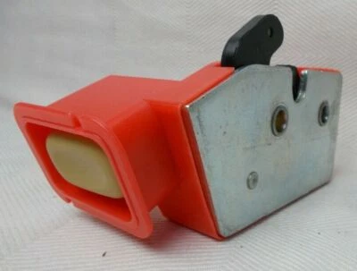 Pestillo asiento trasero LR004313 se adapta; Land Rover LR2 2008 Foto 1 de 4