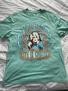 NWT Dolly Trippy Mint Pigment Dye Parton Live In Concert T Shirt Medium (38-40) - Bild 1 von 6