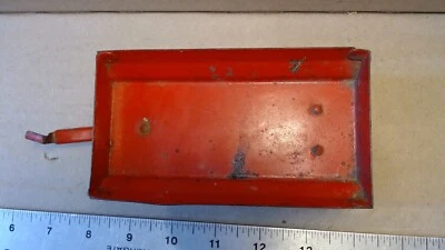 Vagón de granja acampanado vintage rojo gama 1:32 o caja de 5" de largo sin marca Foto 1 de 4