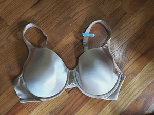 Neu mit Etikett Playtex 4848 Bügel-BH nude Satin Feel Gr. 40C - Bild 1 von 4