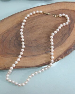 Perlenkette Zuchtperlen 333 Gelbgold Gold Schließe 48,5 cm  (167) - Picture 1 of 4