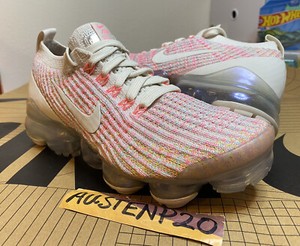 hyper pink vapormax