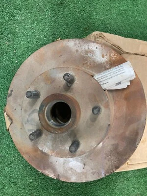 Rotor de freio dianteiro NOS Ford Mustang para 1964-1967 V8 ventilado 5 furos - Imagem 1 de 4