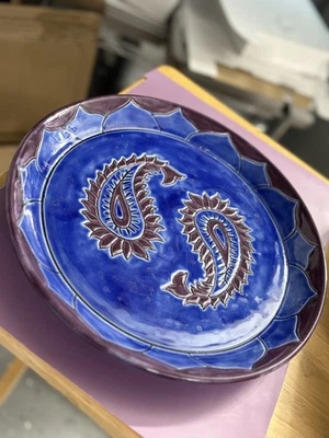 2014 CHINA ETCHED  EMBLEM ON CERAMIC PURPLE/BLUE PLATE 10.5" X 1.5" - Image 1 of 4