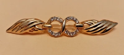 C6 - Spilla Vintage Infinito Metallo Bicolore Argentato Dorato 8 Cm - Immagine 1 di 2