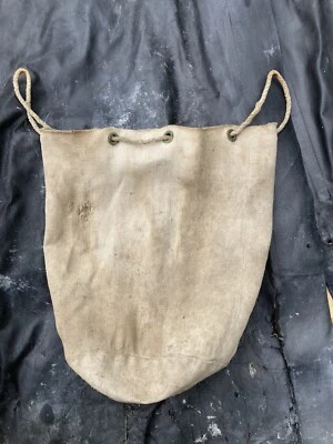 Ancien petit sac en LIN avec cordes liseré rouge  - Photo 1/4