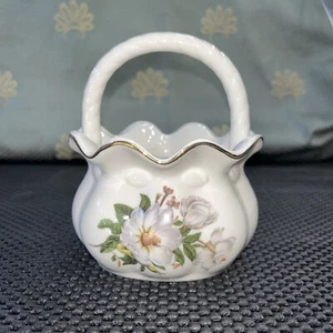 Vintage China Hand Painted Porcelain Trinket Basket - Picture 1 of 6