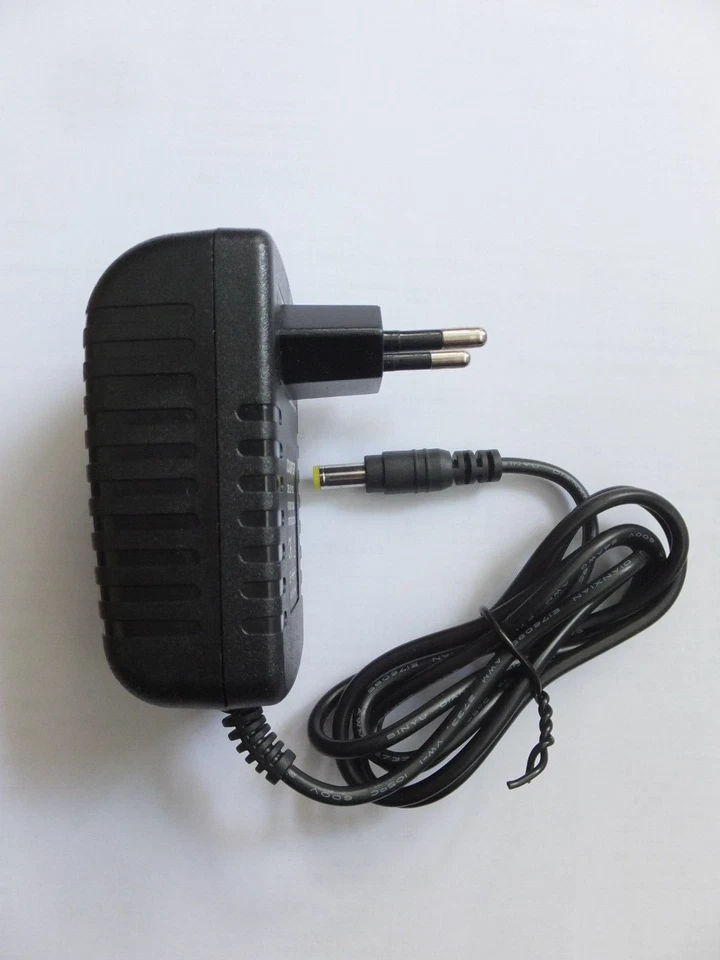 Steckernetzteil Netzteil AC / DC 12V 3A