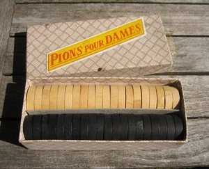 Chevillotte Anciens Pions en Bois Buis pour Jeu de Dames.. TBE - Picture 1 of 7