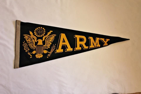 1950s Souvenir Soft Felt Pennant Army 25" x 11" College Football Cover