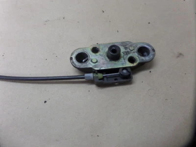 2003 SUZUKI BANDIT 600 GSF600S SEAT LATCH - Image 1 of 4