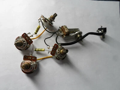 Vintage 1974 Gibson Les Paul ES-335 Firebird Harness Pots caps interruptor - Imagem 1 de 4